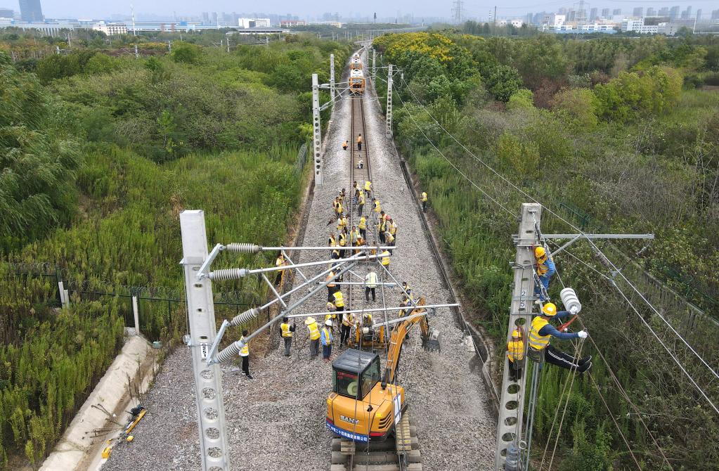 引江濟(jì)淮寧西、滬蓉鐵路改建工程全部完成