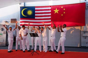 中國海軍第43批護(hù)航編隊技術(shù)?？狂R來西亞巴生