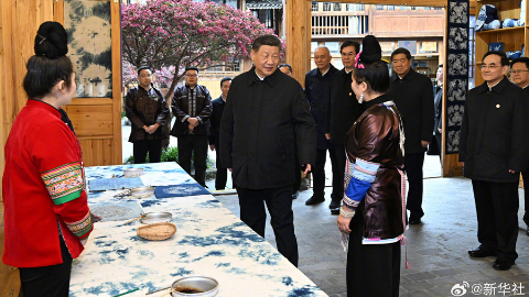 習(xí)近平：民族的特色，很古樸也很時(shí)尚
