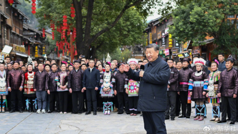 習(xí)近平在貴州黔東南州考察調(diào)研