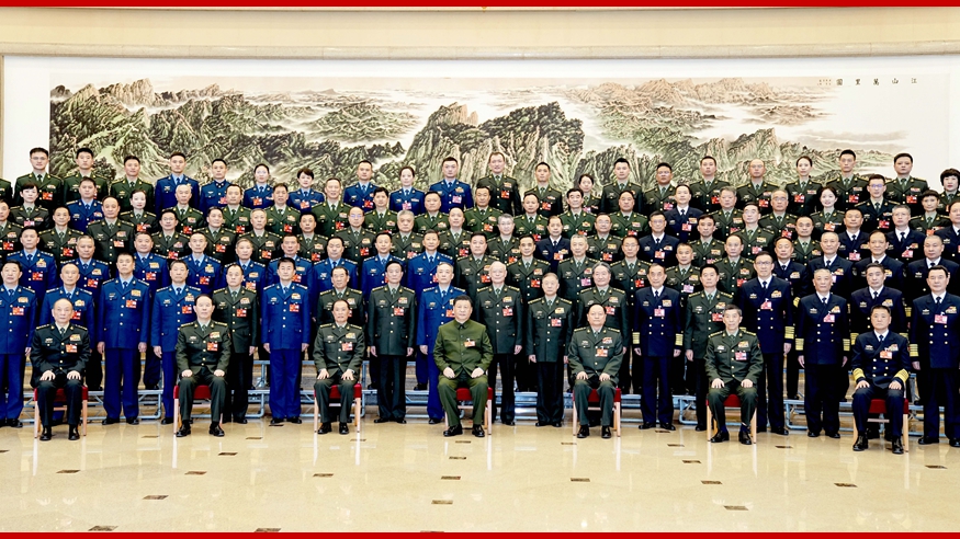 習(xí)近平出席解放軍和武警部隊(duì)代表團(tuán)全體會議