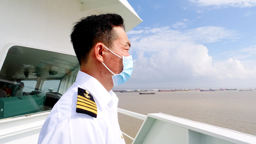 鎮(zhèn)守“水上國(guó)門(mén)”的長(zhǎng)江引航人